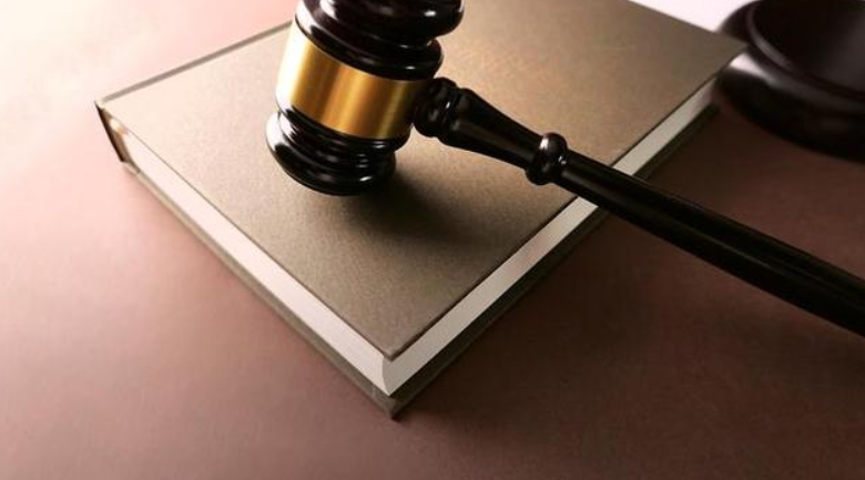 公職人員收受回扣是犯罪嗎