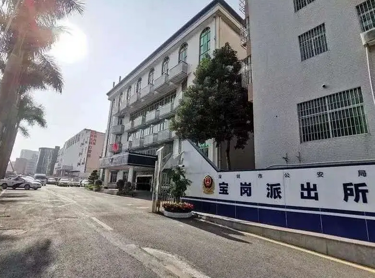 王平聚律師團(tuán)隊(duì)李芳芳律師前往龍崗區(qū)會(huì)見(jiàn)某詐騙案當(dāng)事人