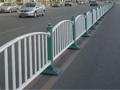 公路鋅鋼護欄圖片3