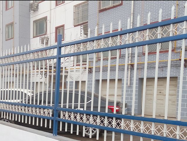 小區(qū)鋅鋼護(hù)欄